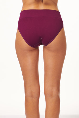 Alamae Core Collection Seamless Hipster in Plum - ALAMAE