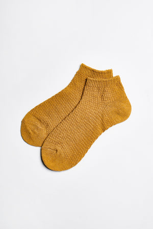 
                
                    Load image into Gallery viewer, Mae Moss Stitch Sock - Mustard - ALAMAE
                
            