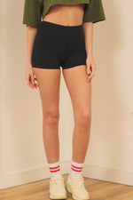 Naomi Training Short - ALAMAE