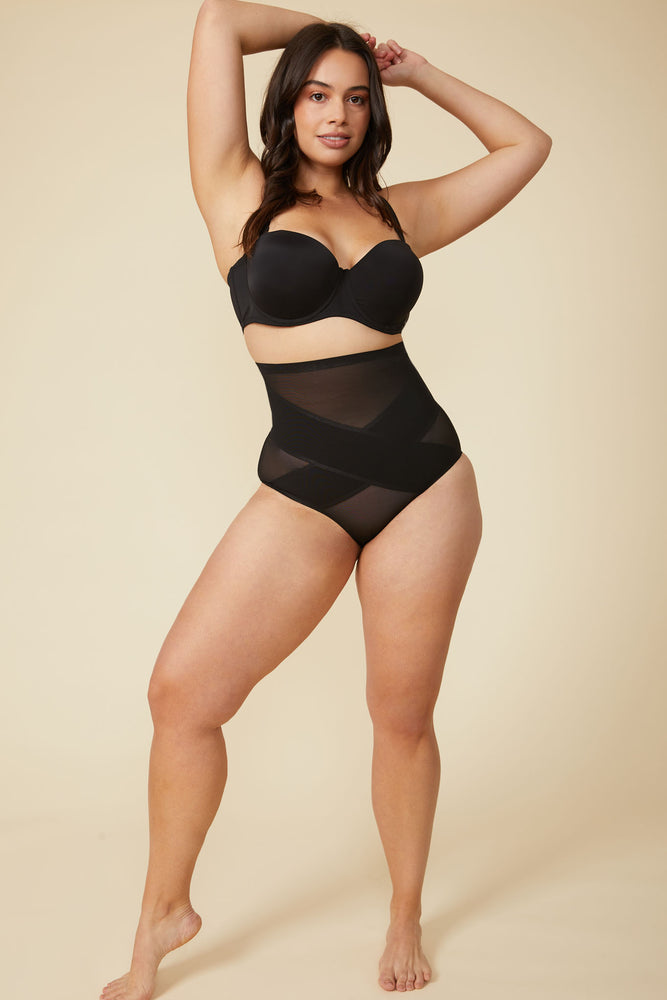 Simone Shaping Brief in Black - ALAMAE